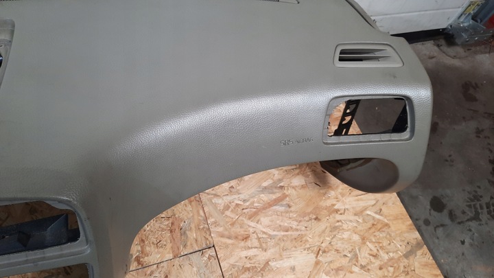 фото №9, Панель раздаточная светлая volvo s60 v70 ii 00-04r