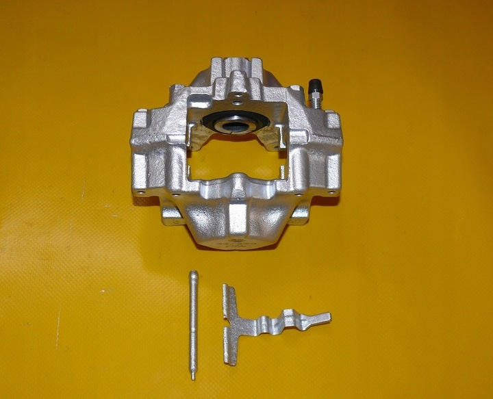 фото №1, Супорт правий зад mercedes clk w209 290/10 02-07r.