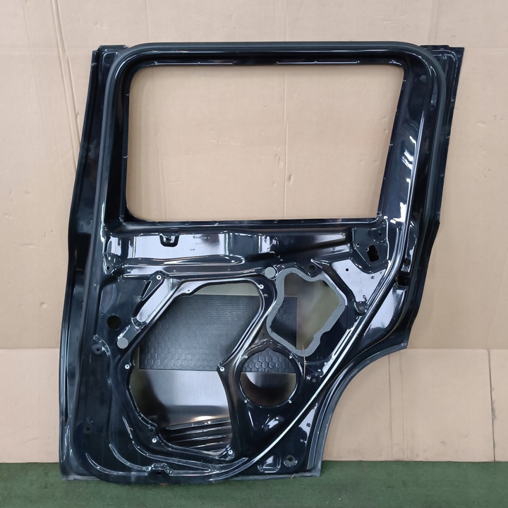 фото №9, Двері правий зад skoda yeti 5l0833610