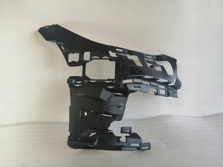 фото №1, Mercedesz c класс w206 amg ползун бампера правый перед a2068856805