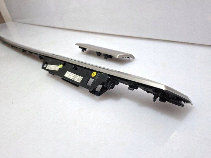 фото №10, Vw passat b8 2019 рамка бардачка dekor консоли 3g1853262aj 3g1853261h