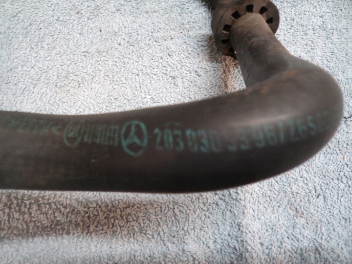 фото №6, Трубка  системи охолодження mercedes w203 22.dci a2038305396