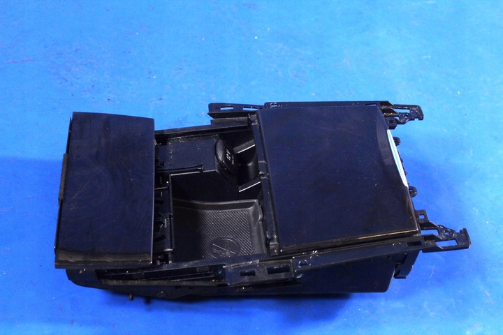 фото №10, Попільничка mercedes w212 13r рестайлінг a2126809950