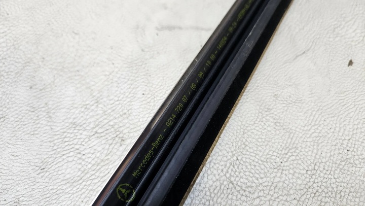 фото №7, Планка накладка двері mercedes e-klasa w214 a214 a2147200800