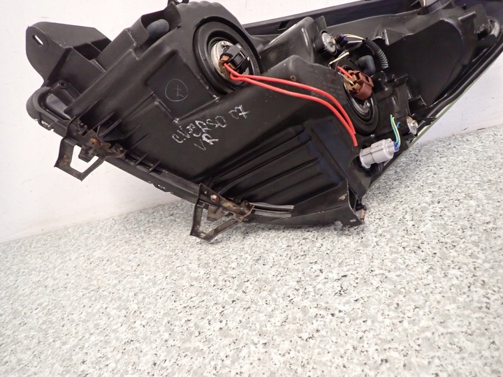 фото №11, Toyota corolla verso 07- лампа передняя правая фара правые d-cat