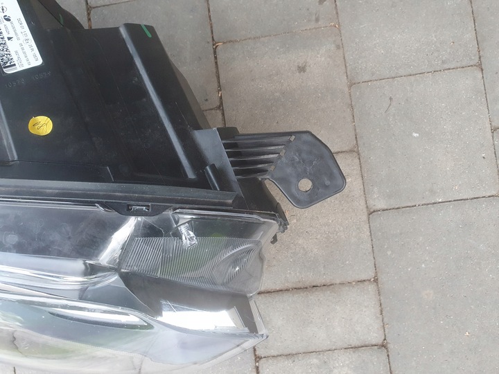 фото №3, Opel zafira d life vivaro c ксенон правая лампа