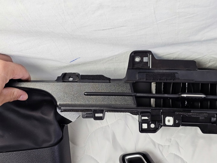 фото №10, Планка захист dekor панелі консолі решітка повітропровід впуск kia sportage v