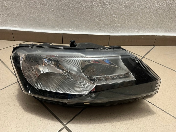 фото №1, Skoda rapid рестайлинг 5jb 17- лампа передняя перед правая 5jb941016b