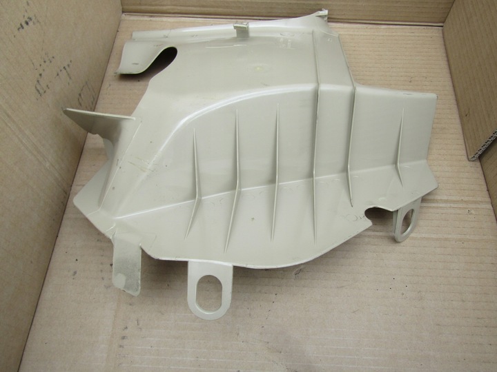 фото №9, 3 mercedes w124 podnuzek защита стойка порога пола левая бежевая кремовый