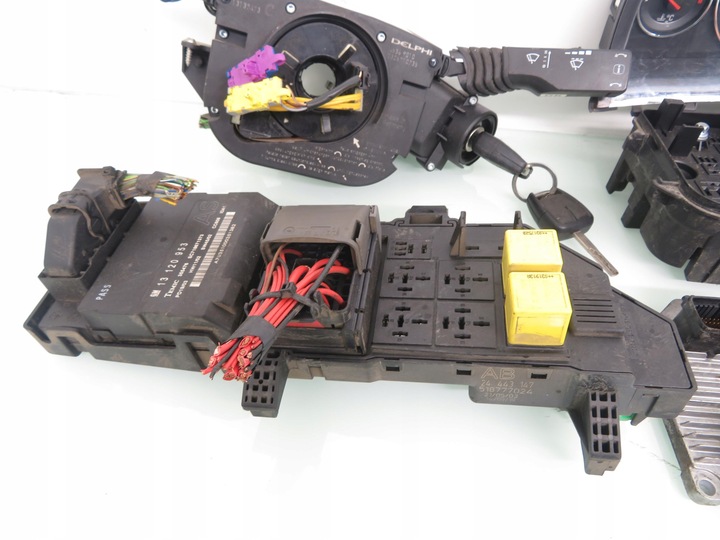 фото №11, Замок зажигания блок управления opel signum 1.8 z18xe 55352666 13132473 24443147