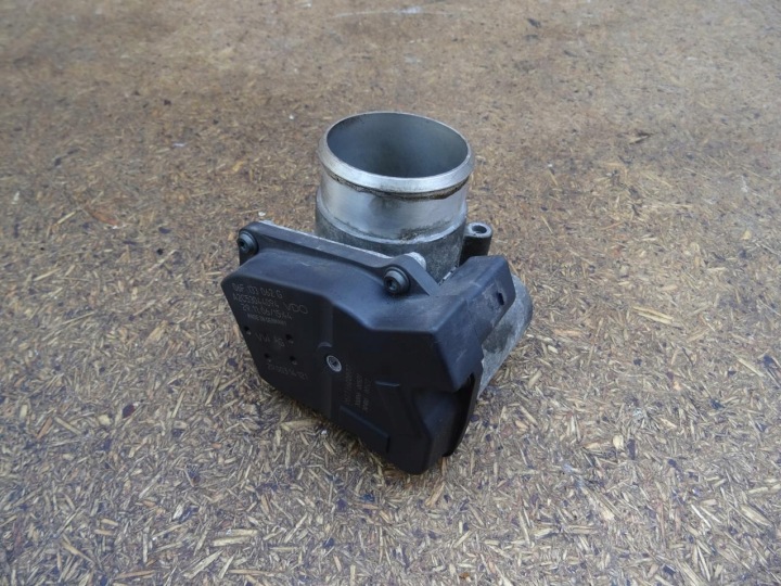 фото №9, Audi a5 8t a4 b8 8k 2.0 tfsi дросельна заслінка 06f133062g