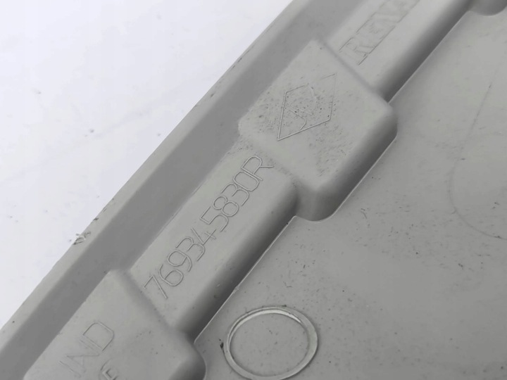 фото №10, Renault zoe 2019 комплект защита средняя стойка / c