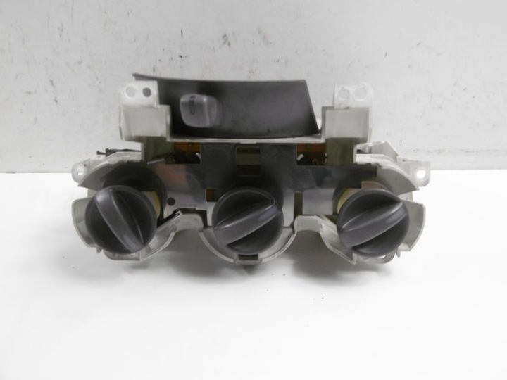 фото №5, Honda city iv 05-08 панель управление воздуховод