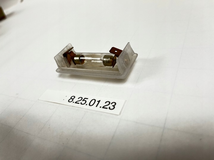 фото №8, Лампа oświetleni багажника mercedes w124 sedan ce