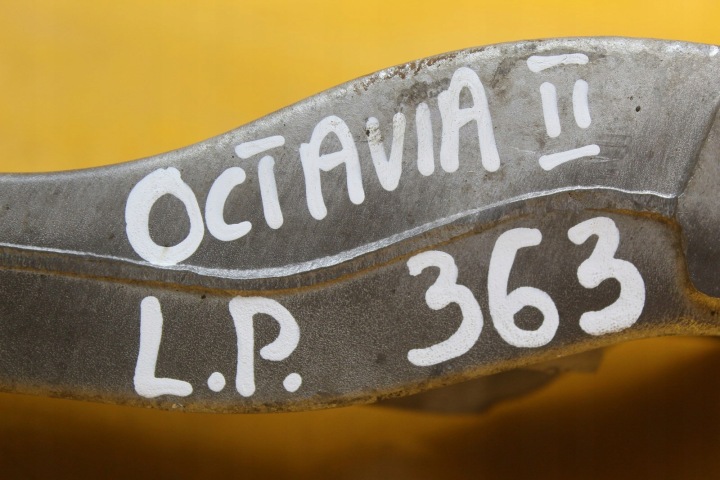 фото №10, Кронштейн крепление рычага левые перед skoda octavia iii 1k0199295f