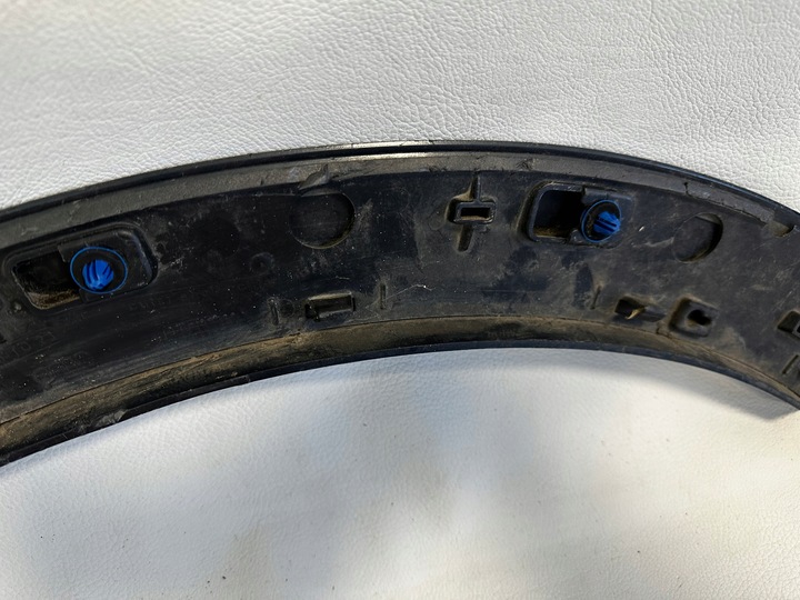 фото №5, Audi e-tron 4ke планка na крыло зад правый