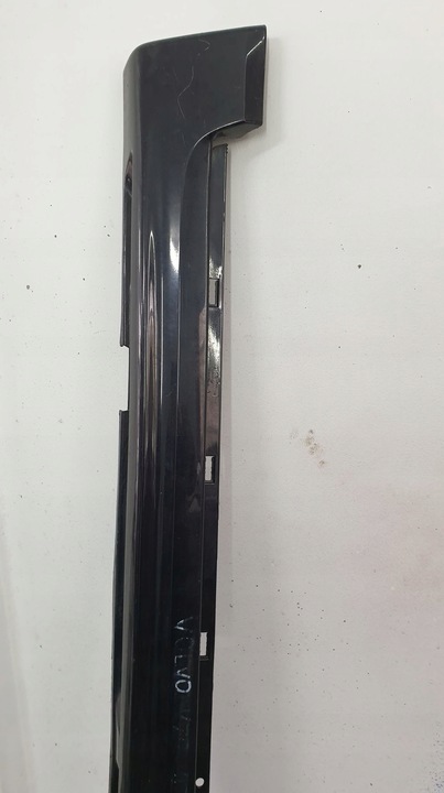 фото №2, Volvo v70 iii планка пороговая левая 39882952