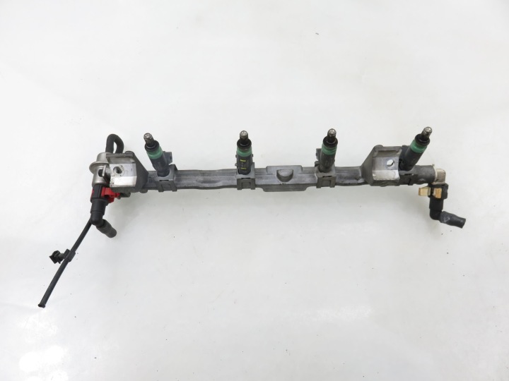 фото №6, Паливна рейка  ford focus mk1 1.6 16v 98mf9f593ba 98mfba 98mf9h487bb fydc