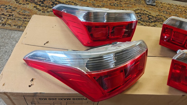 фото №3, Citroen c-elysee лампа правые левый зад оригинал