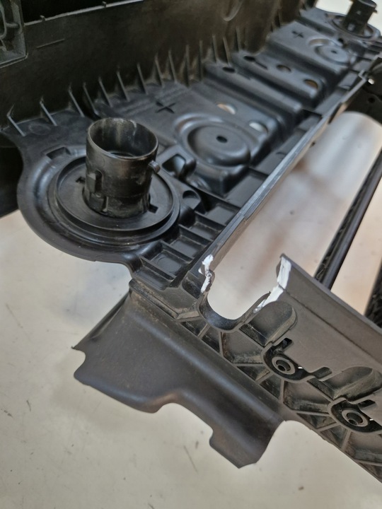 фото №6, Ford kuga mk2 рестайлинг жалюзи ролета впуск руль воздуха gv4b-8475-a