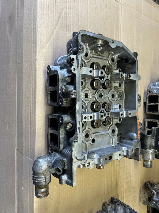 фото №1, Subaru legacy v 2,0 d головка t20dlh104