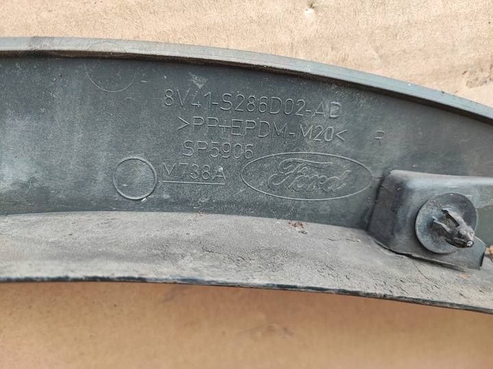 фото №15, Планка права крила зад kuga 08-12