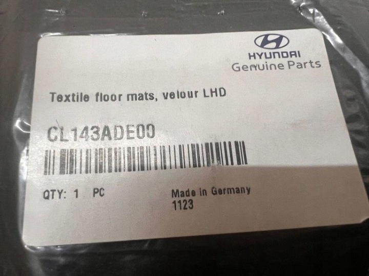 фото №11, Коврики автомобильные велюровые комплект новое oem hyundai santa fe cl143ade00