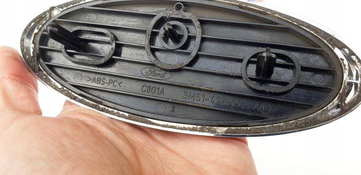 фото №13, Ford focus 2 универсал эмблема логотип значок задней зад крышки 14,2cm 5,9cm