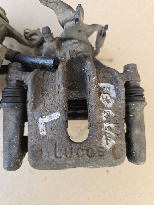 фото №7, Супорт задній p+l комплект ford focus mk 1 універсал