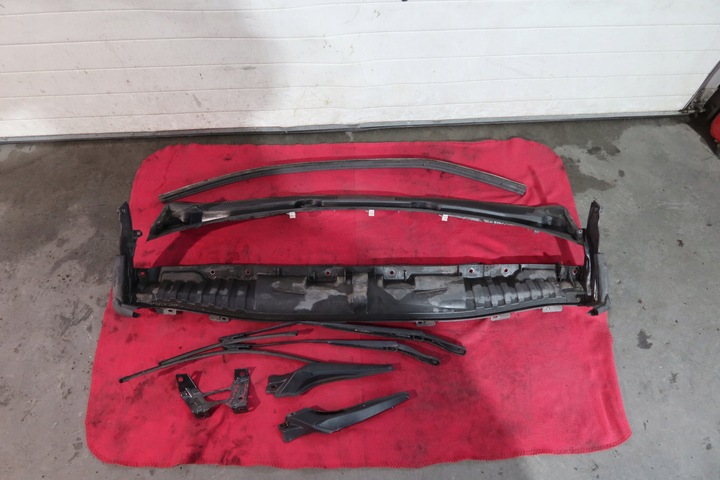 фото №1, Панель под лобовым стеклом комплектные рычаги дворник megane iii универсал 668110003r