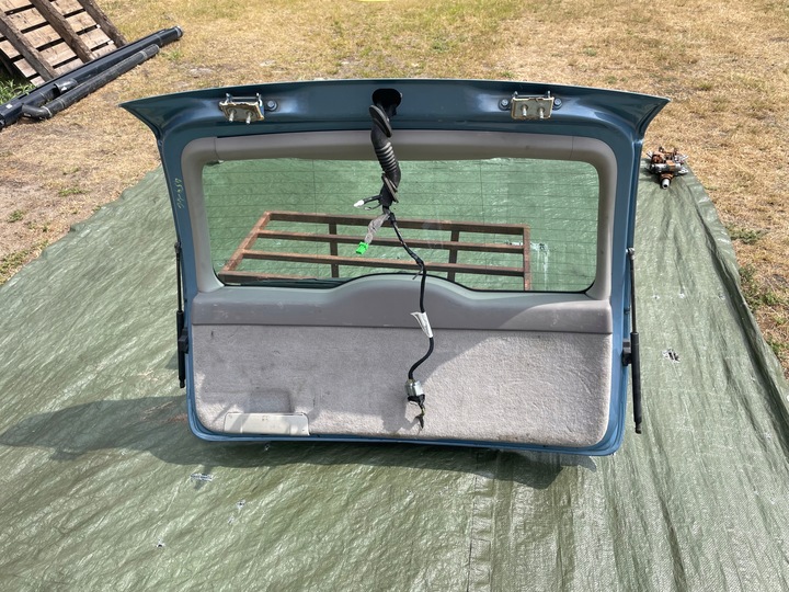 фото №8, Volvo v50 крышка багажника зад задняя 459-46 комплект