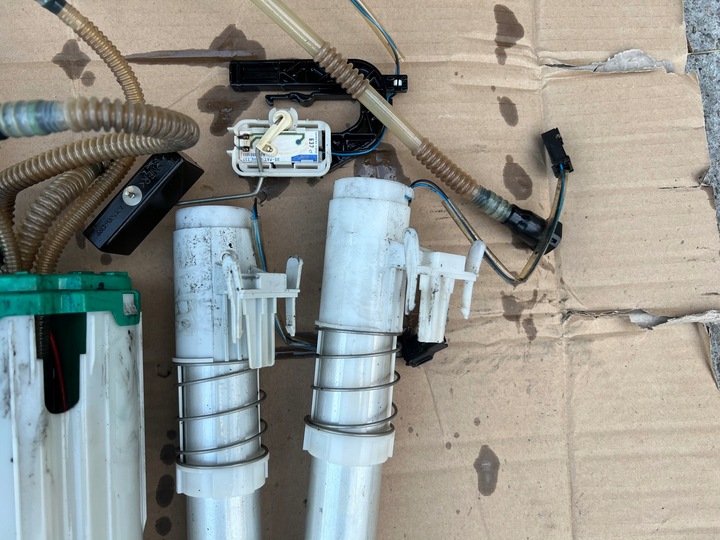 фото №2, Насос топлива audi a8 d3 3.0 tdi asb комплектная