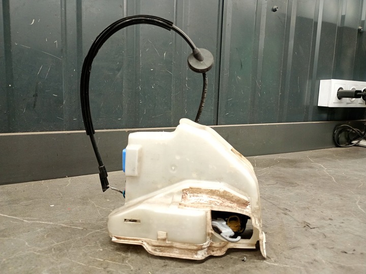 фото №1, 134087722 замок двері лівий перед vw jetta iii 9pin