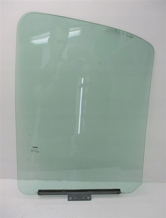 фото №3, Скло двері лівий перед iveco daily iv 06-09