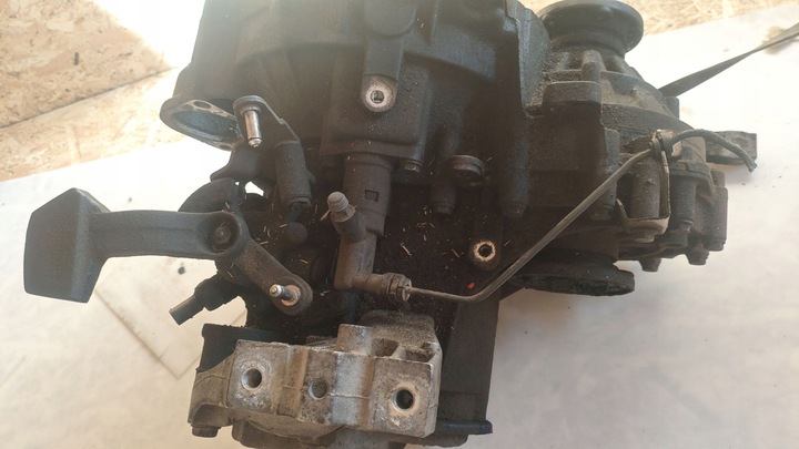 фото №12, Volkswagen passat b6 2007 механічна 5-ступенева коробка передач коробки передач