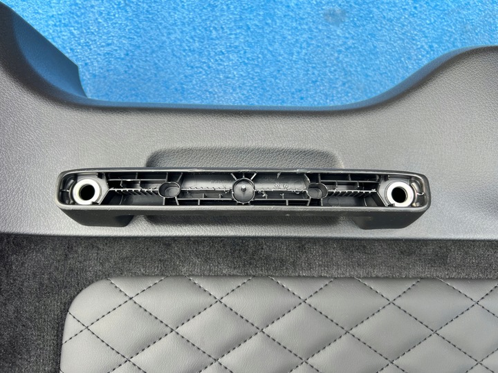 фото №10, Новая оригинальная обивка задних дверь mercedes g-kl w463 a46374003019k21