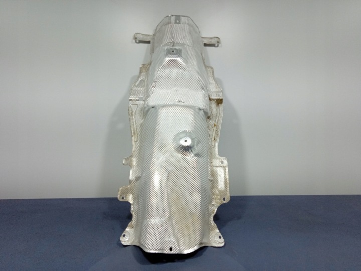 фото №8, Bmw 1 f40 118i изоляция защита термическая туннеля 7315970