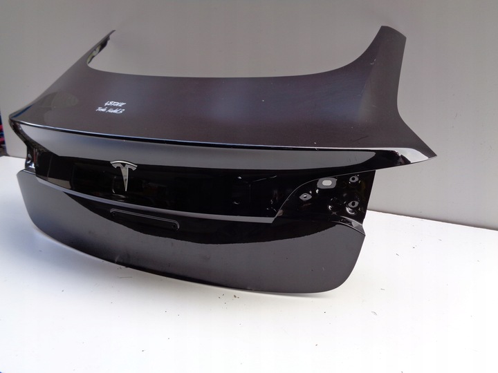 фото №3, Кришка задня tesla модель 3 17- номер 48721