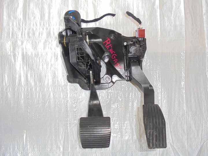 фото №1, Педаль тормоза газа jeep renegade 1.4 автомат