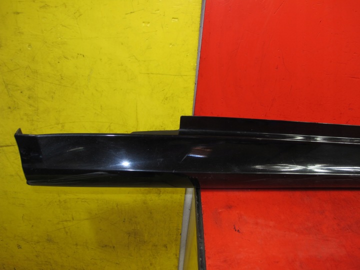 фото №2, Mercedes w245 b-klasa планка накладка порогова права