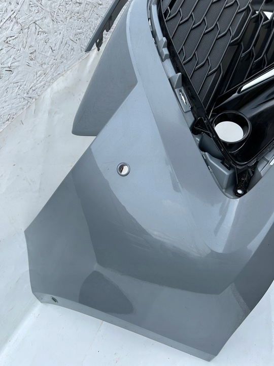 фото №11, Toyota corolla e21 sport gr універсал hb бампер перед оригінал 6 x pdc