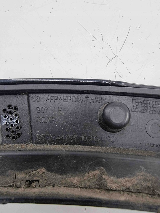 фото №8, Накладка заднього крила bmw x7 g07 7441127 3.0l гібрид 259kw 2022