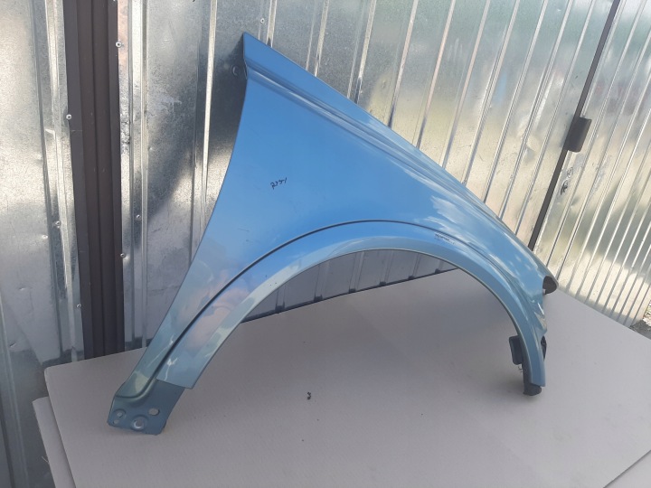 фото №9, Крило праве перед volvo c30 роки 2006-2009 колір 479-16