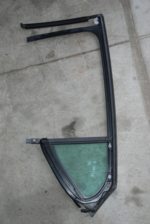 фото №4, Уплотнитель стекло зад правая opel astra k v 2016r