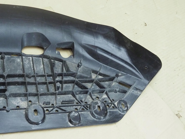 фото №13, Плита захист pod двигун бампера перед audi a4 b9 8w s-line 8w0807611f