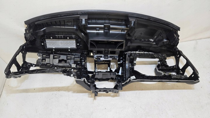фото №8, Консоль капот торпедо роздавальна volvo xc90 ii рестайлінг 2026-