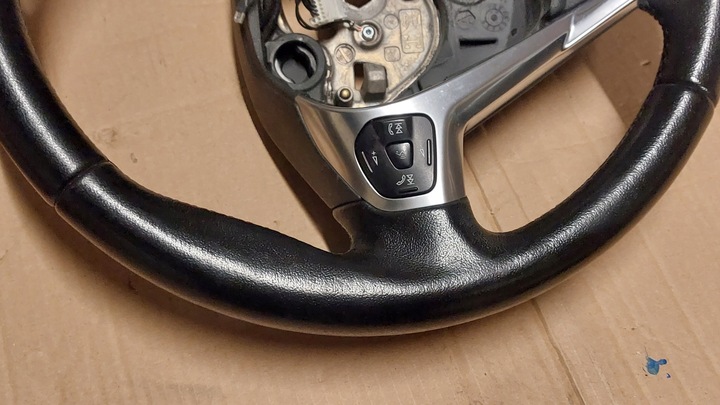 фото №5, Руль кожа мультифункция ford fiesta mk7 рестайлинг