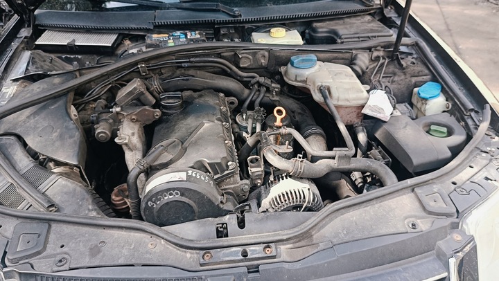 фото №9, Passat b5 рестайлинг универсал бампер зад lc9z