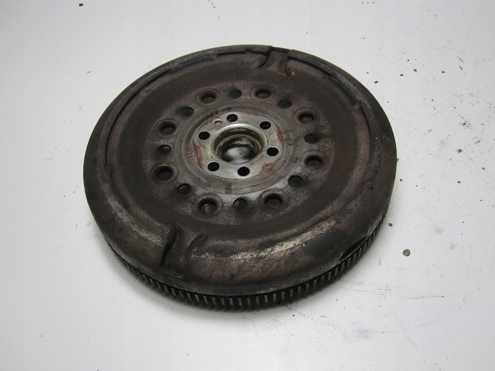 фото №6, Колесо двомасовий audi a3 8p 1.9tdi 228mm