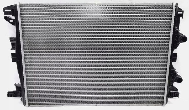 фото №1, Jeep compass рестайлинг 2022- дополнительный радиаторов воды жидкости 2.0t usa 68453306aa